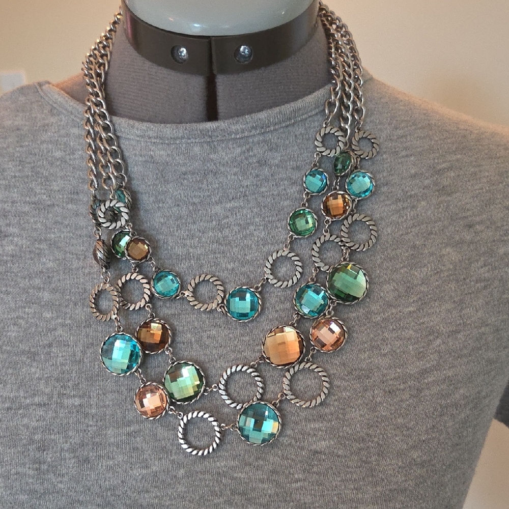 Elegant Silver and Blue Statement Necklace